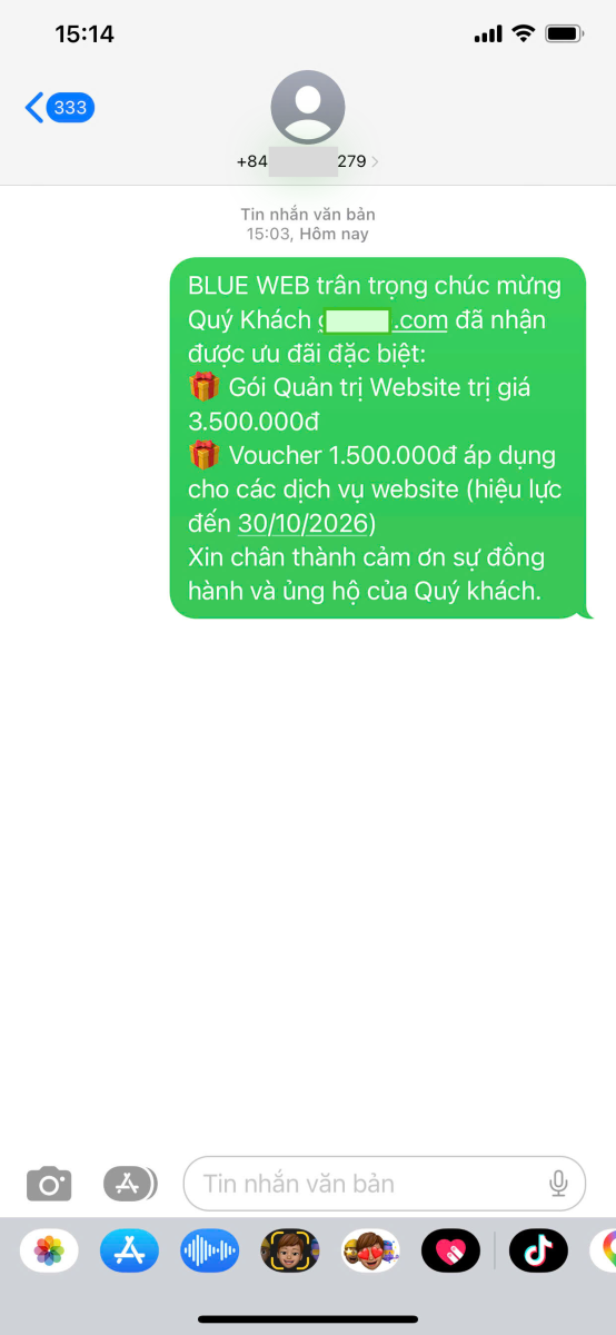 Khách hàng nhận thưởng Blueweb 2